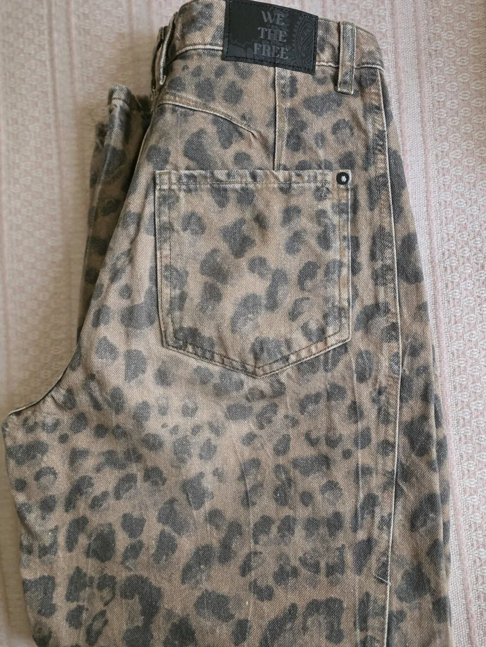 Leopard Barrel Leg Jeans 26